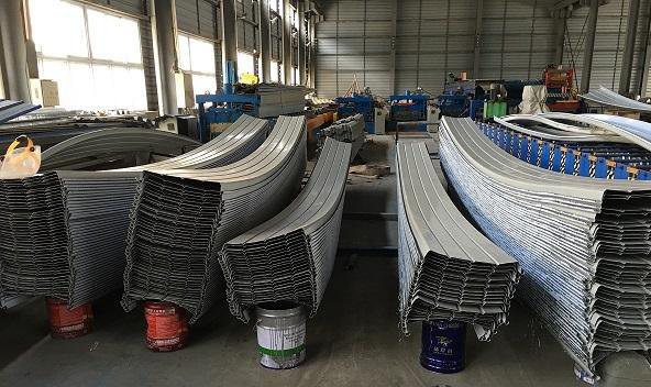 宿遷鋁鎂錳彎弧板_鋼筋桁架樓承板